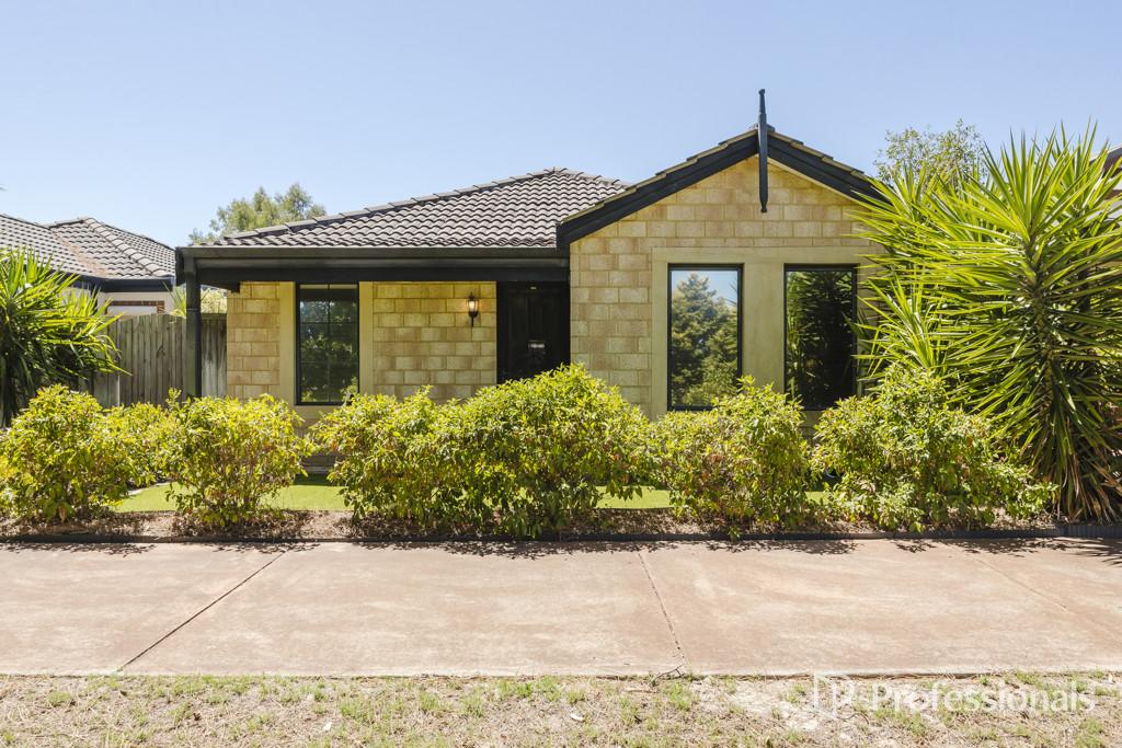 9 Tarkine Lane, Ellenbrook, WA 6069