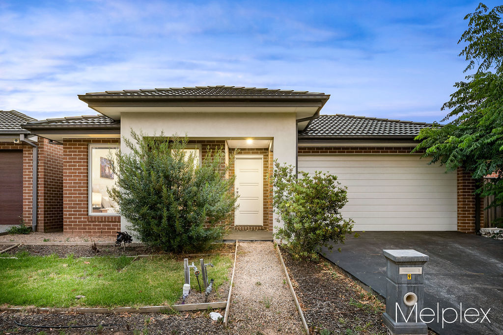 9 Randall Rd, Point Cook, VIC 3030