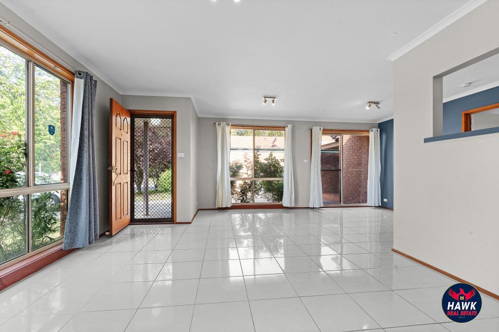 14 Bushby Cl, Gordon, ACT 2906