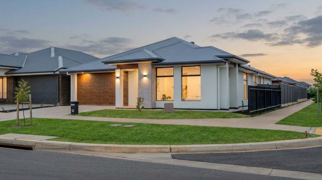 100 KAPINKA PDE, RIVERLEA PARK, SA 5120