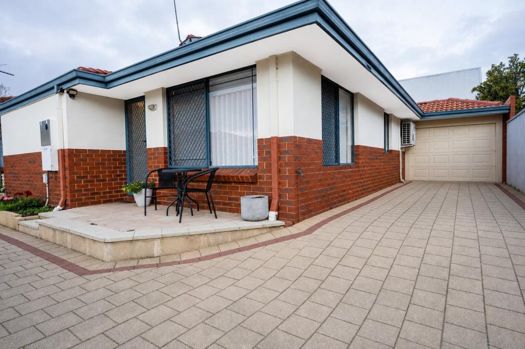18B KARABIL WAY, NOLLAMARA, WA 6061