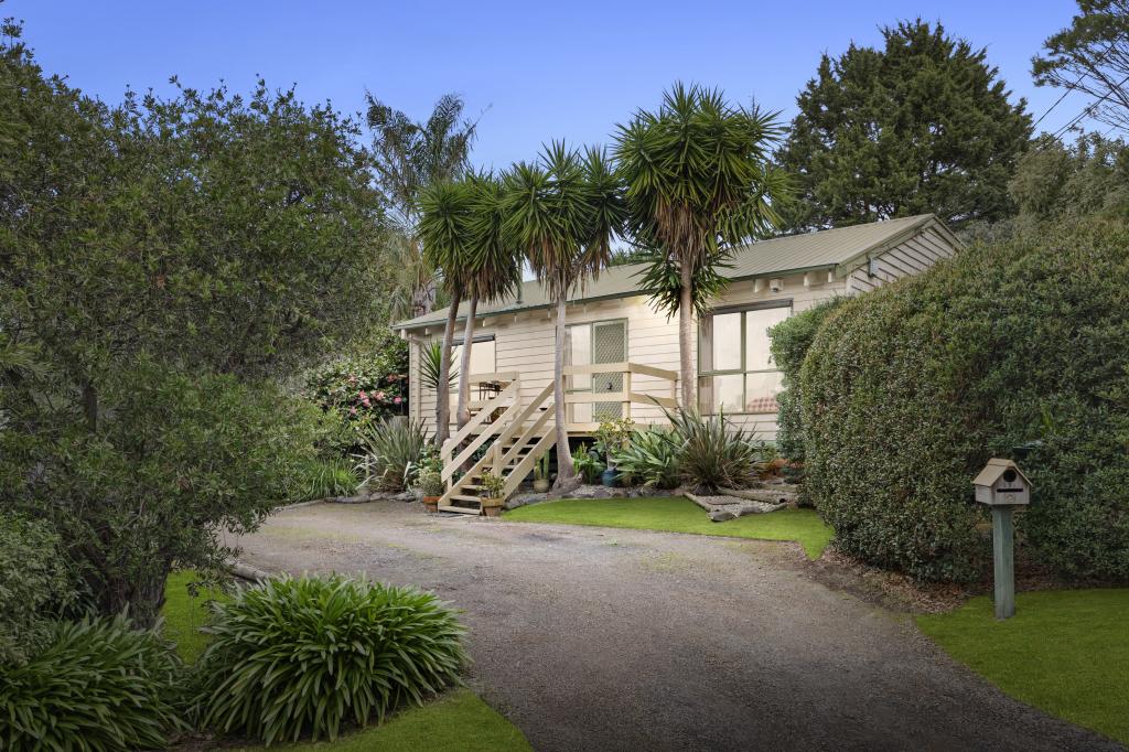 2 ALOAH ST W, BAYSWATER NORTH, VIC 3153