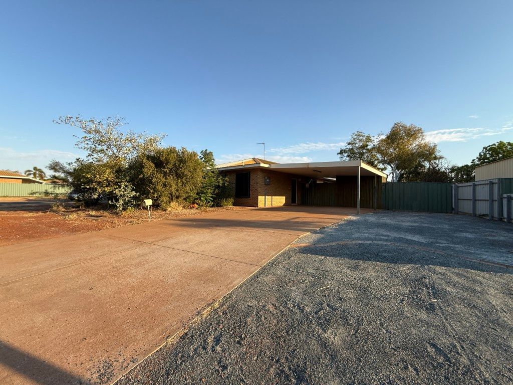 2 AUSTEN LOOP, NICKOL, WA 6714
