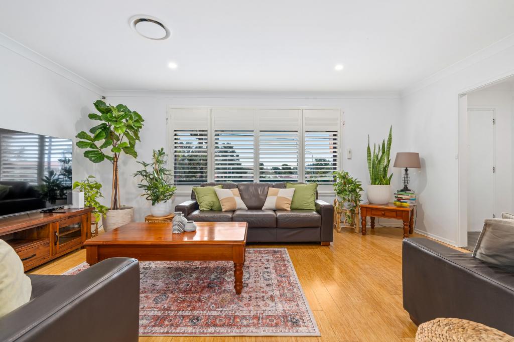 914 The Horsley Dr, Smithfield, NSW 2164