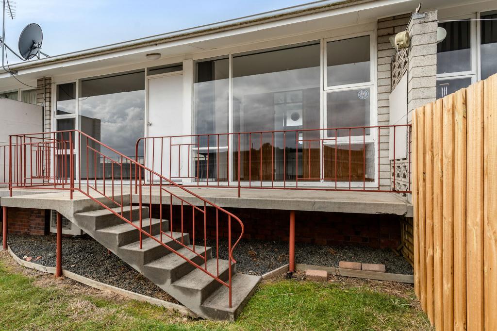 2/38 Elouera St, Trevallyn, TAS 7250