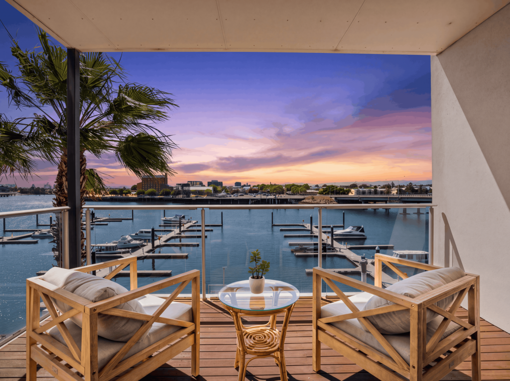 16 Tarni Ct, New Port, SA 5015