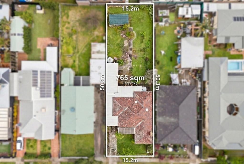 11 Clyde St, Newport, VIC 3015