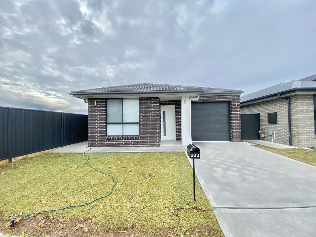 283 Seventh Ave, Austral, NSW 2179