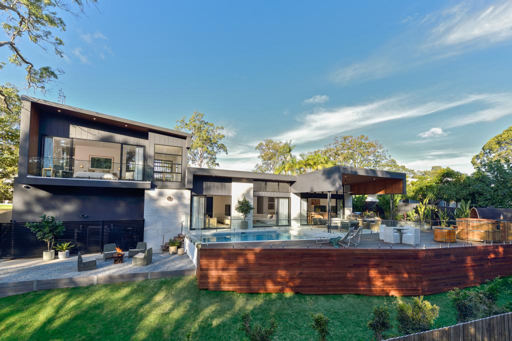 178a Alison Rd, Carrara, QLD 4211