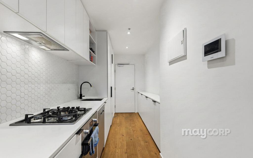 710/8 HALLENSTEIN ST, FOOTSCRAY, VIC 3011