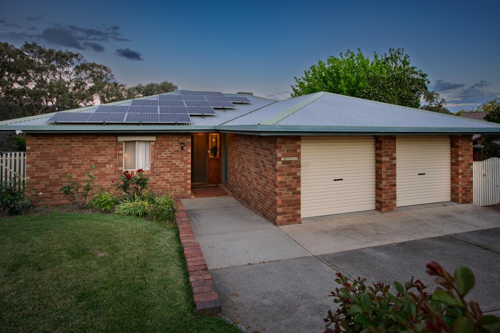 13 Warrenlee Dr, West Albury, NSW 2640