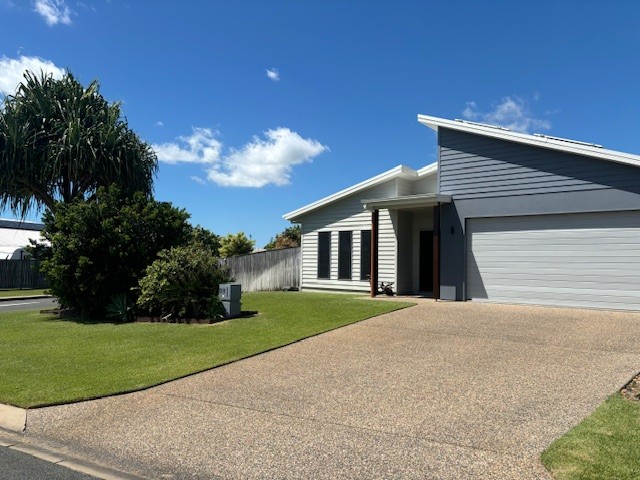 28 Maryvale Cct, Beaconsfield, QLD 4740