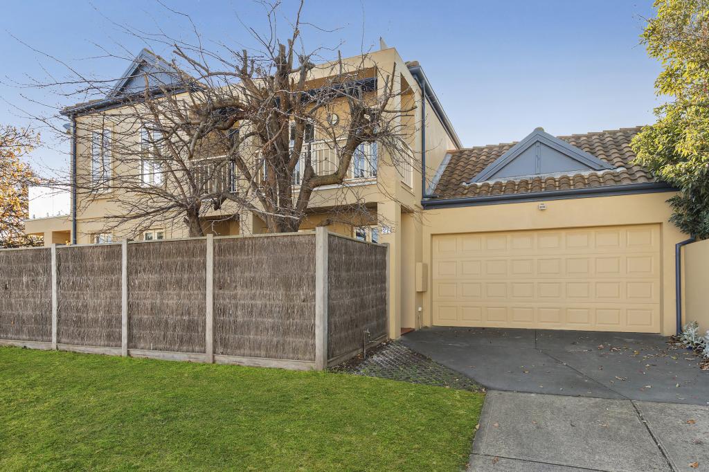27 Hargreaves St, Mornington, VIC 3931
