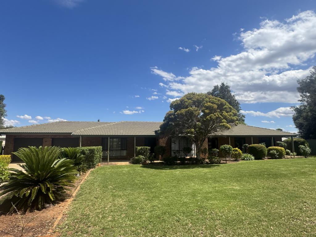 21 Roper Ave, Renmark West, SA 5341