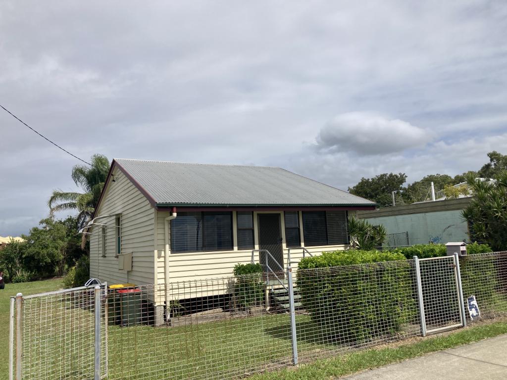 5 Captain Cook Pde, Deception Bay, QLD 4508
