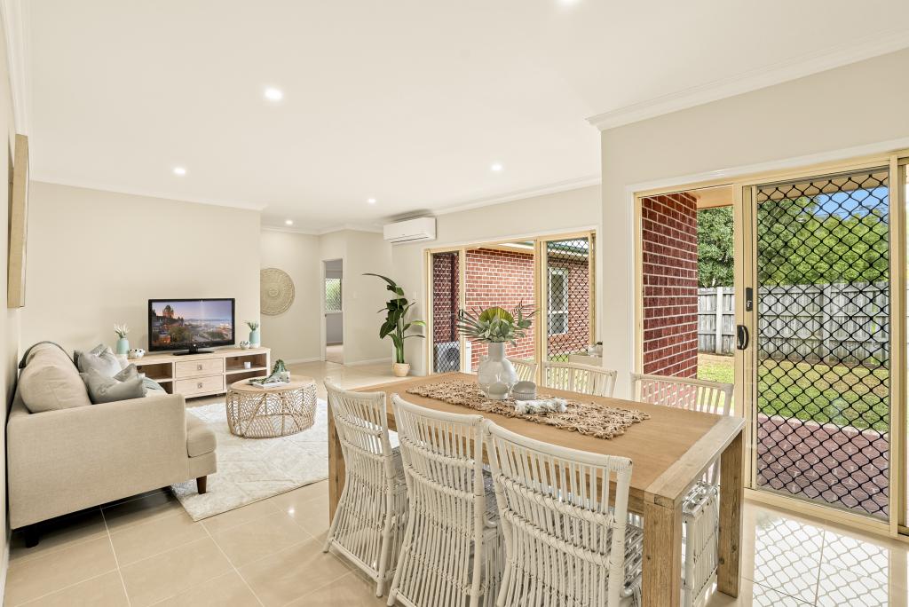 18 Farsley Pl, Manly West, QLD 4179