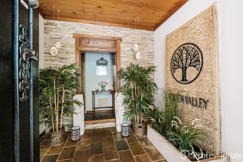 85 Carinyah Rd, Pickering Brook, WA 6076