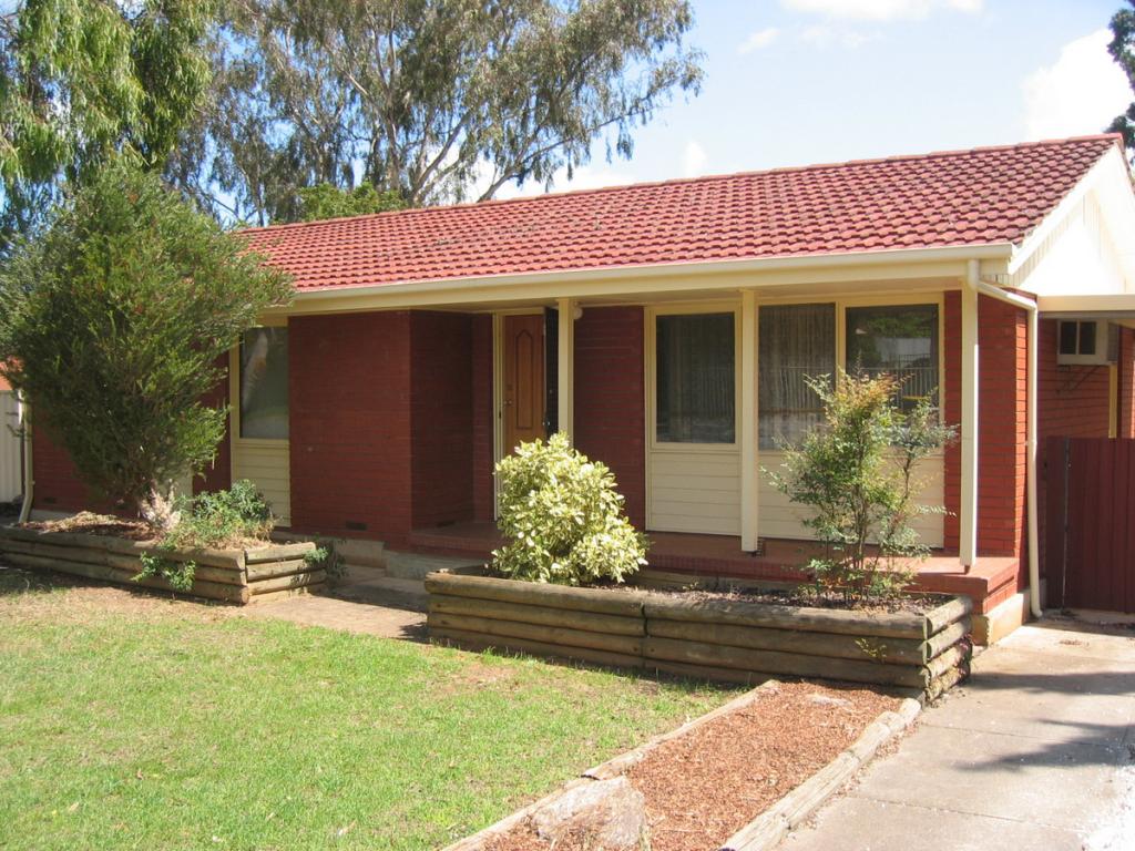 12 Hawker Cres, Elizabeth East, SA 5112