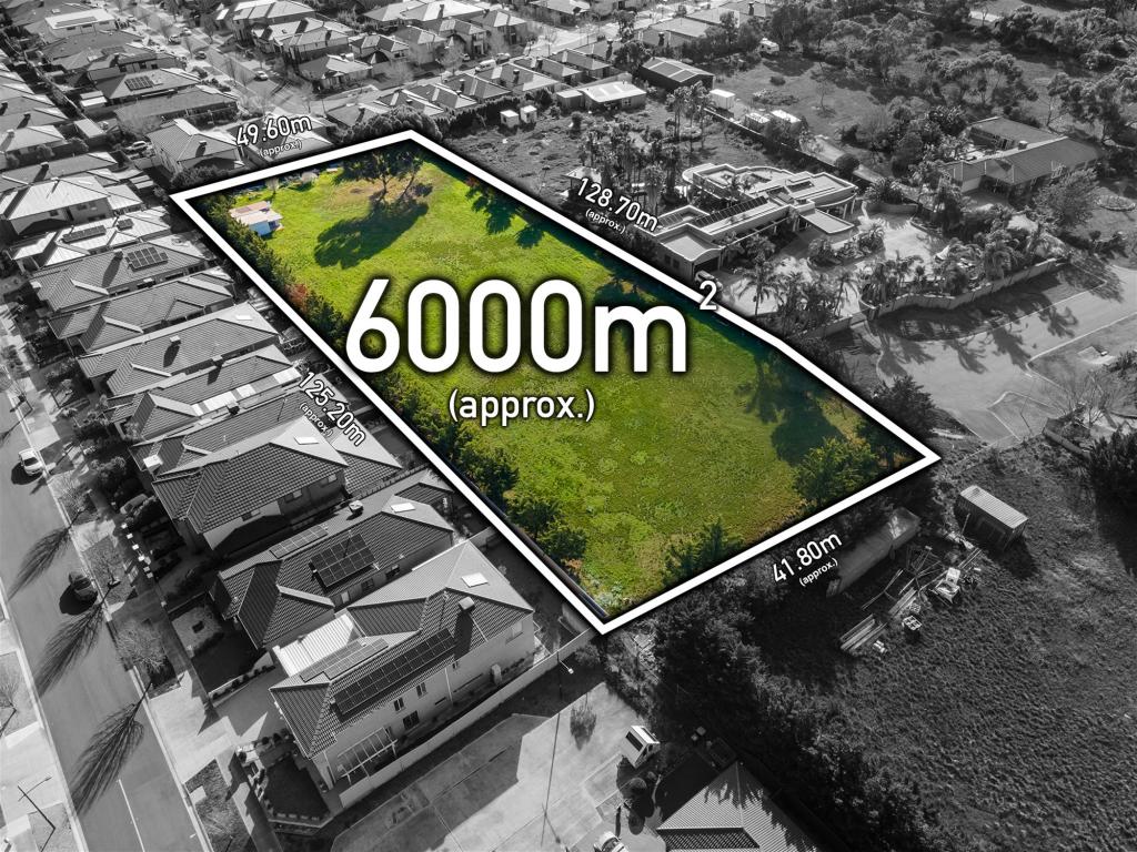 13 LABURNUM PL, HILLSIDE, VIC 3037