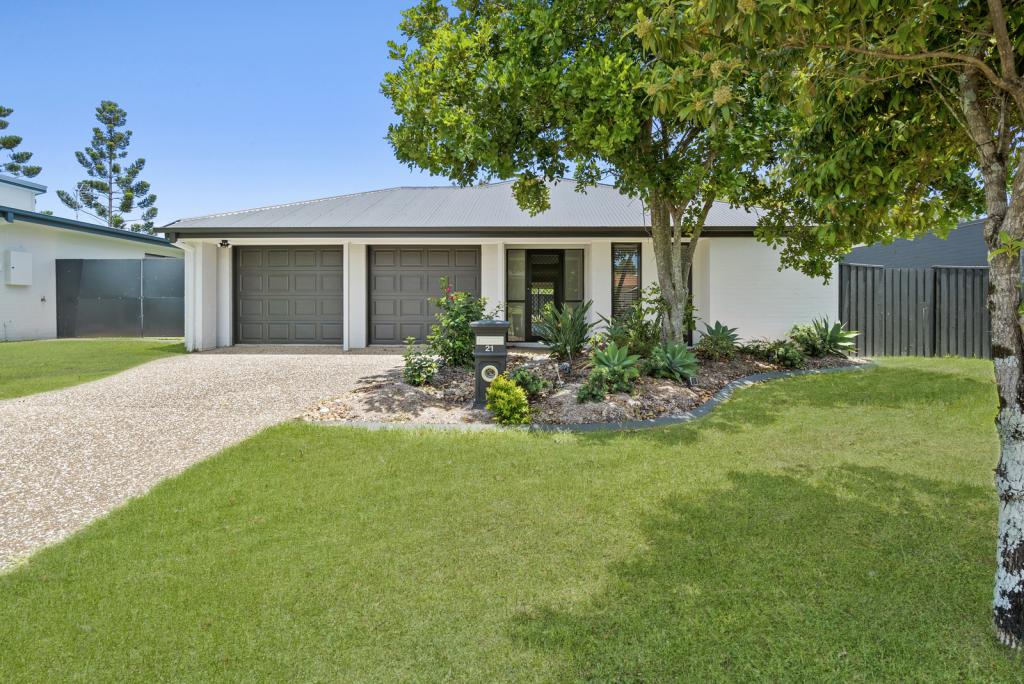 21 Tennant St, Pacific Pines, QLD 4211