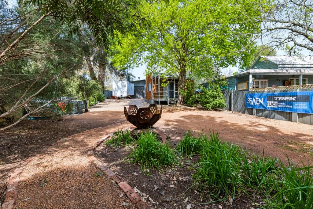 3 Forrest St, Nannup, WA 6275