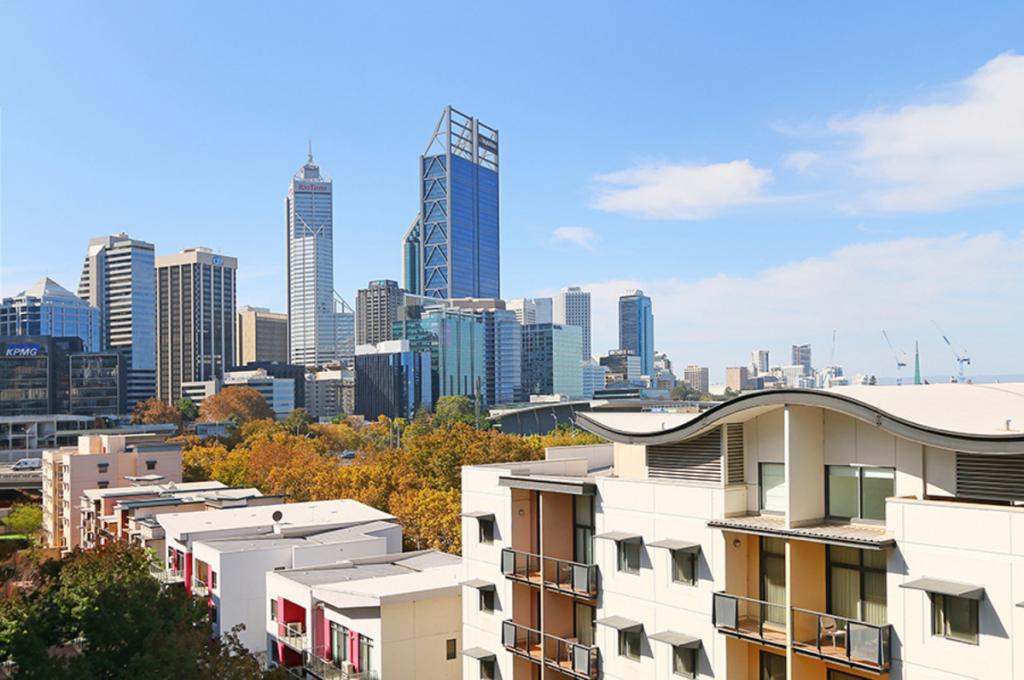 53/128 MOUNTS BAY RD, PERTH, WA 6000