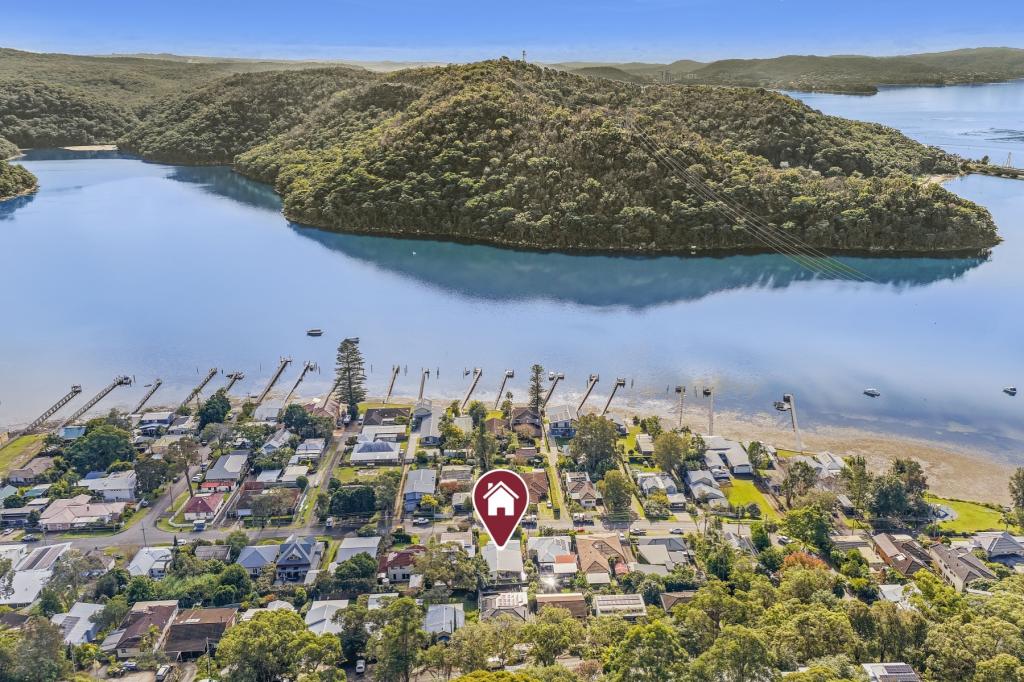 14 Taylor St, Woy Woy Bay, NSW 2256