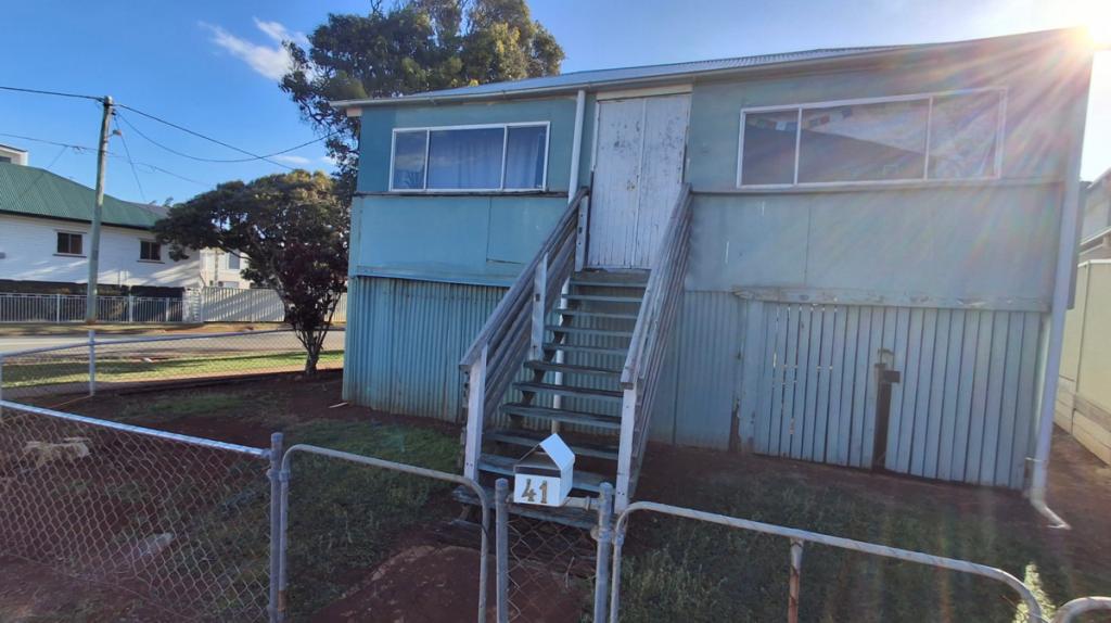 41 Prince Edward Pde, Redcliffe, QLD 4020