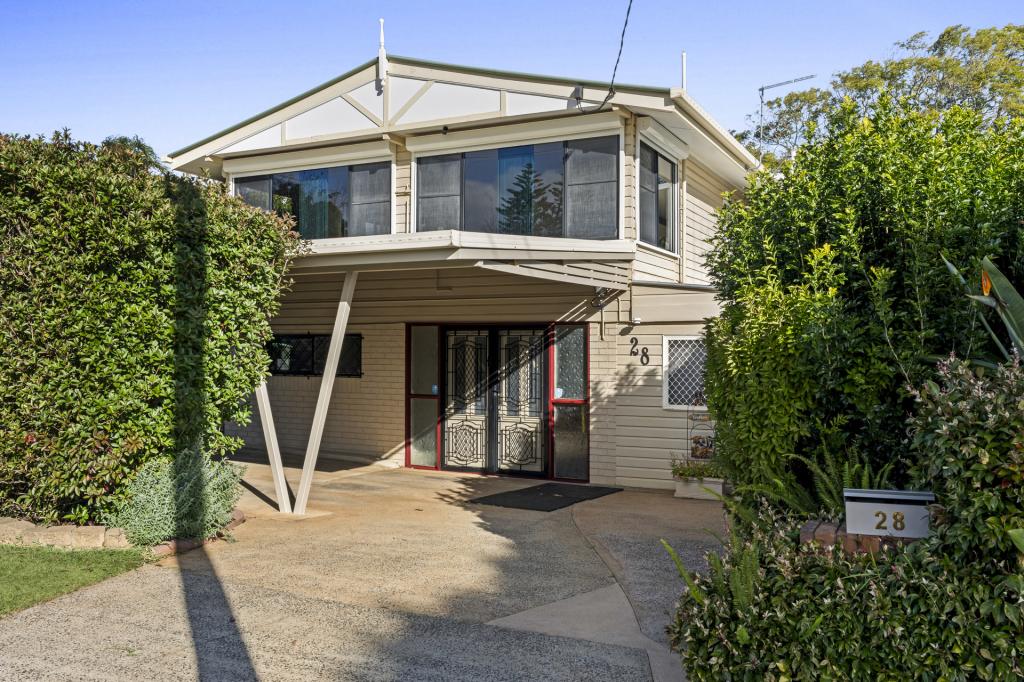 28 Clarice St, Harristown, QLD 4350