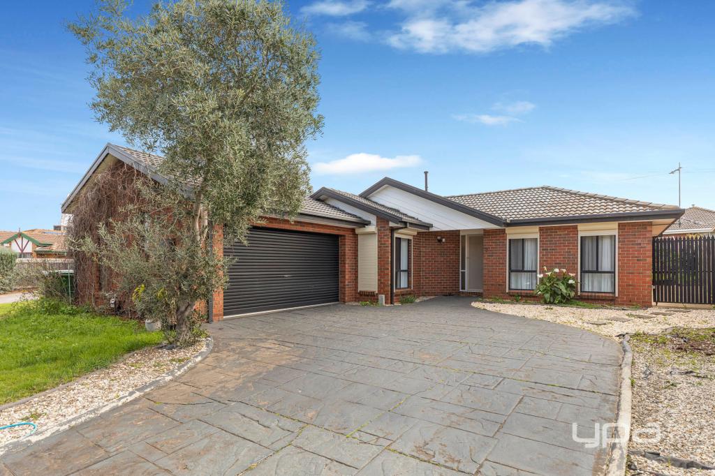 7 Glover Ct, Taylors Lakes, VIC 3038