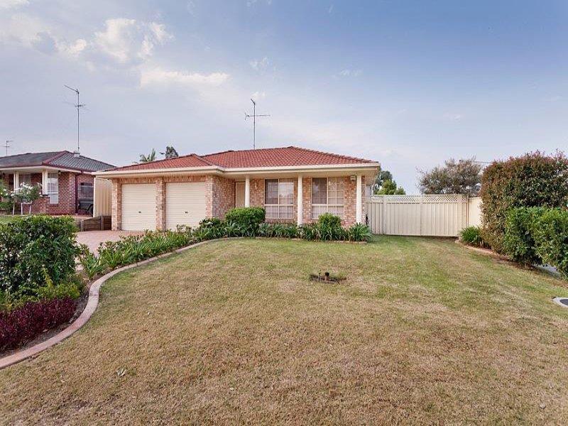 15 The Lakes Drive, Glenmore Park, NSW 2745