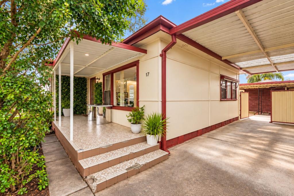 17 Market St, Moorebank, NSW 2170