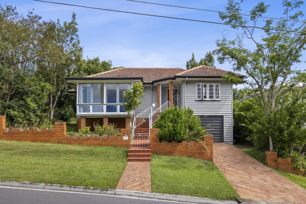 11 Empress Tce, Bardon, QLD 4065