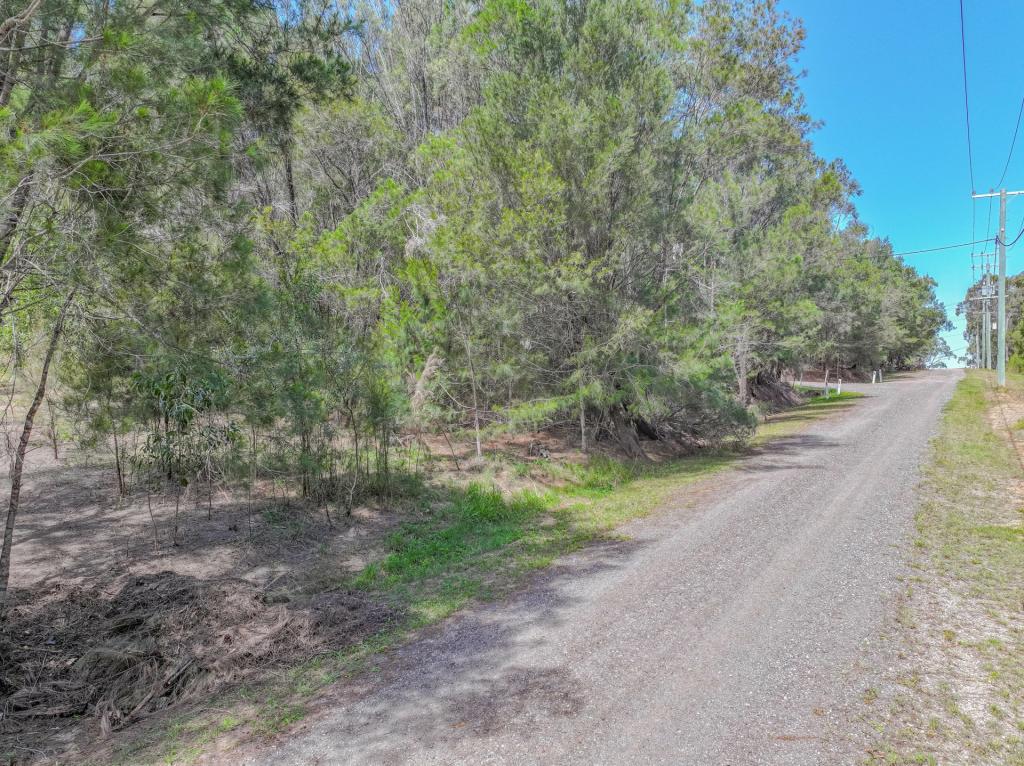 37 Seaward Dr, Russell Island, QLD 4184