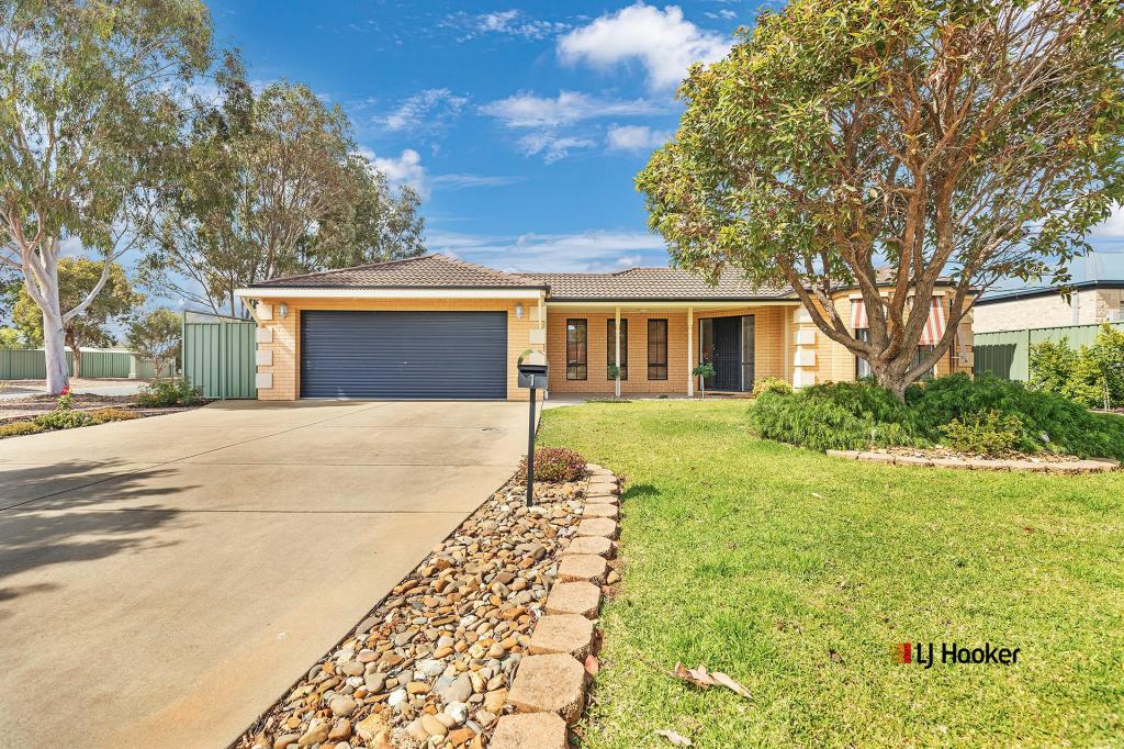 1 Woodlands Cct, Echuca, VIC 3564