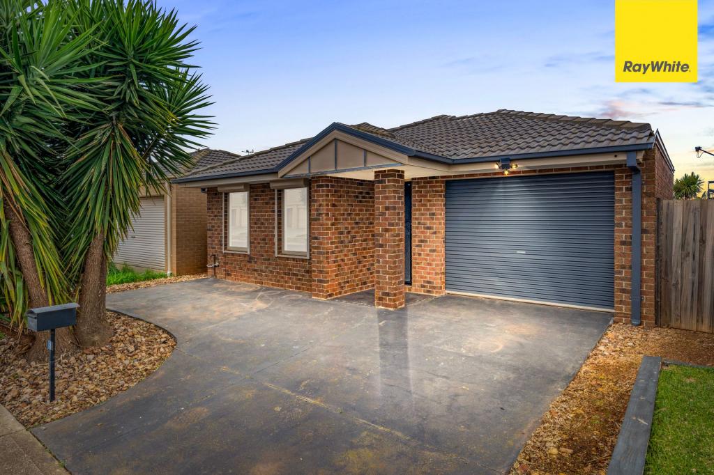 6 Hall Mark Pl, Kurunjang, VIC 3337