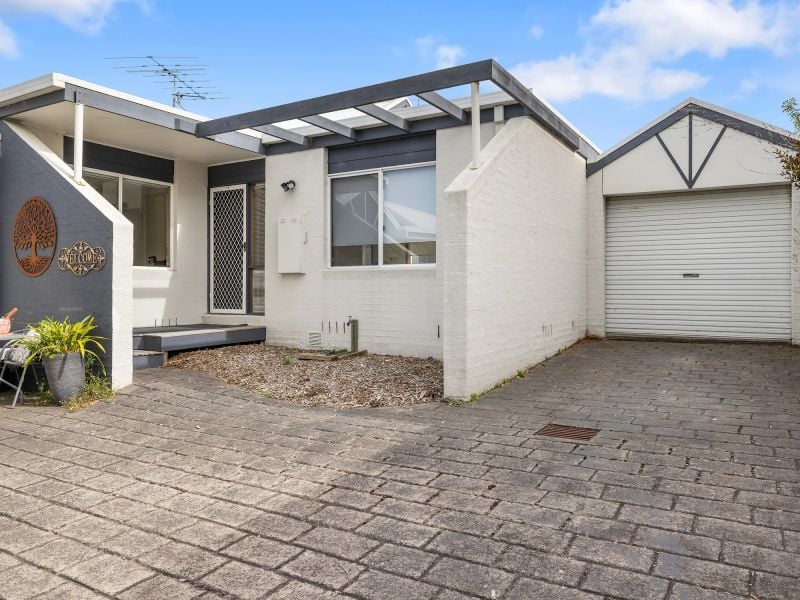 3/3 Scarborough St, Inverloch, VIC 3996