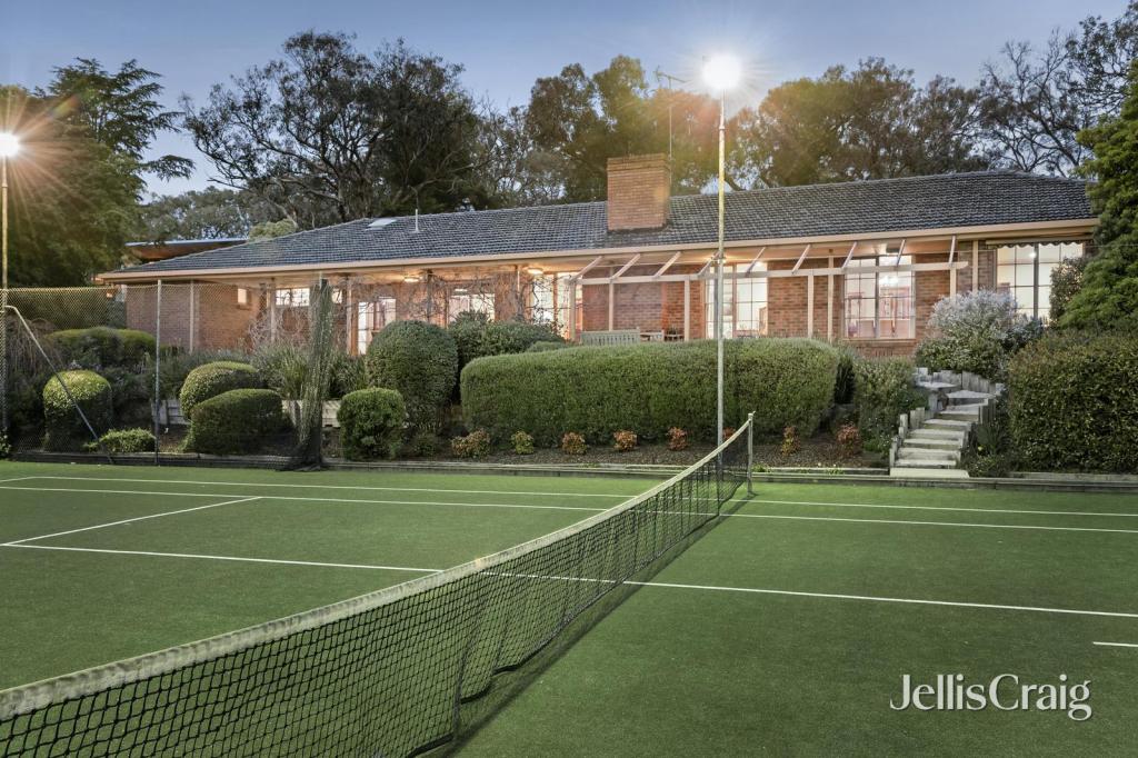 15 Pound Rd, Warrandyte, VIC 3113