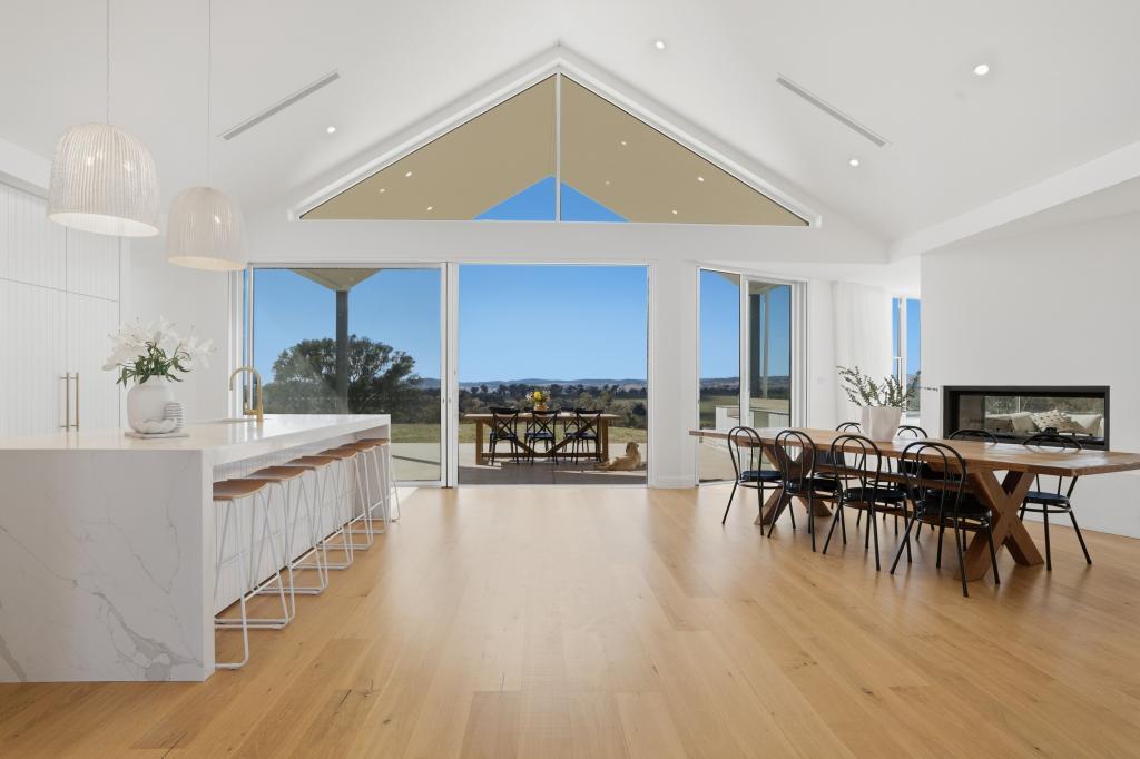 'Chateau Amour' 68 Adair Dr, Orange, NSW 2800