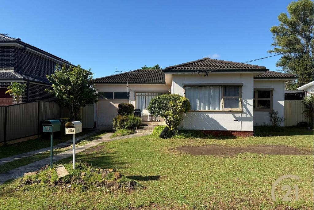 18 Corryong St, Fairfield West, NSW 2165