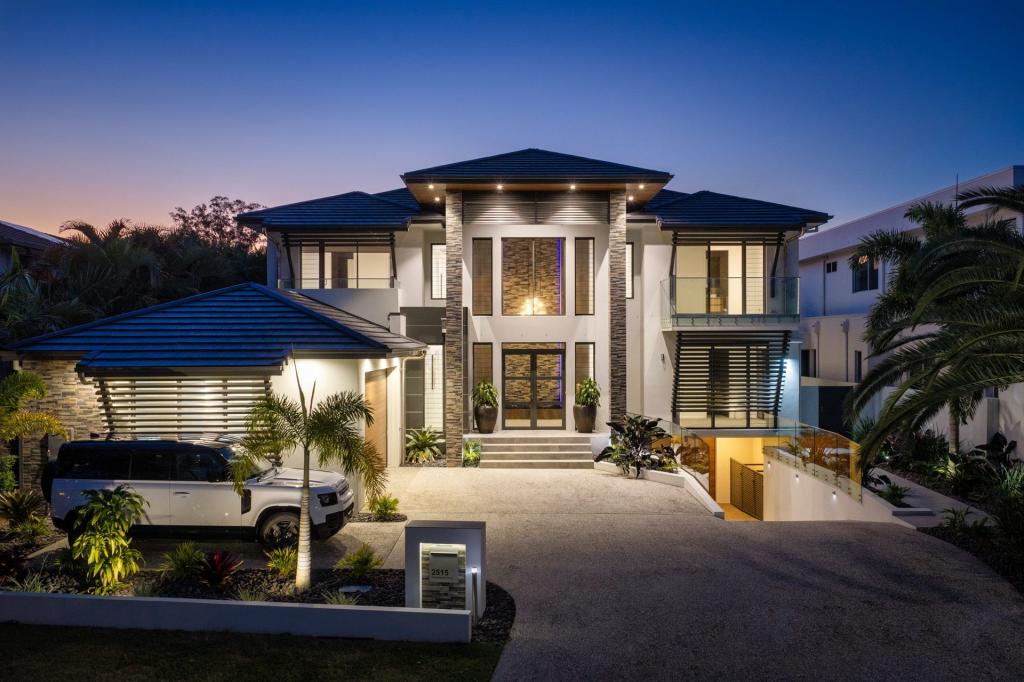 2515 Cressbrook Dr, Hope Island, QLD 4212