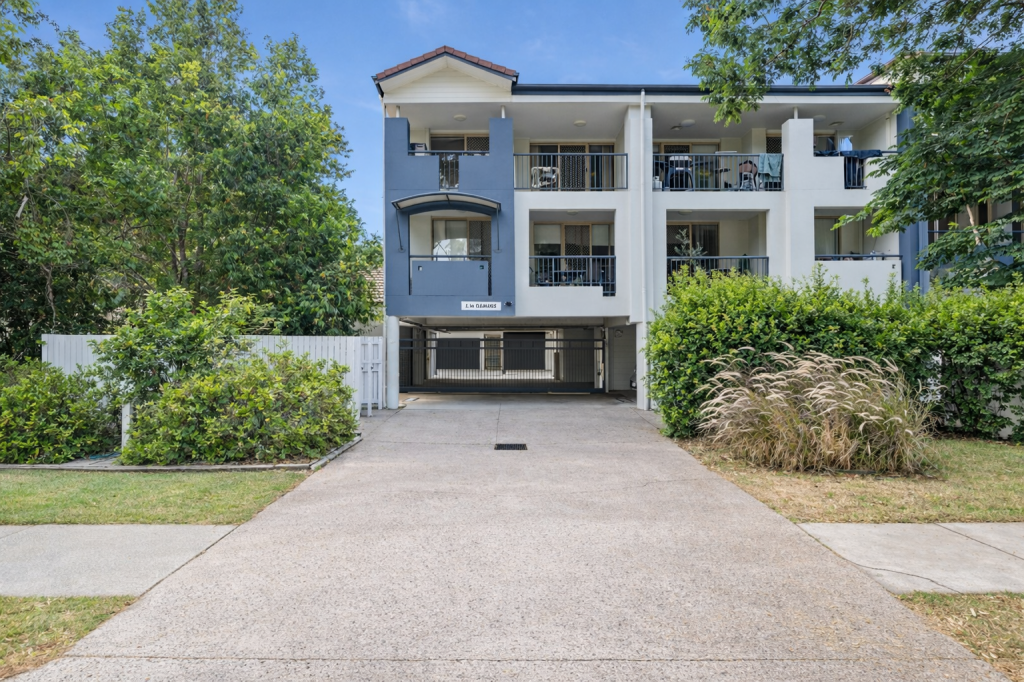 15/83 FAIRLEY ST, INDOOROOPILLY, QLD 4068