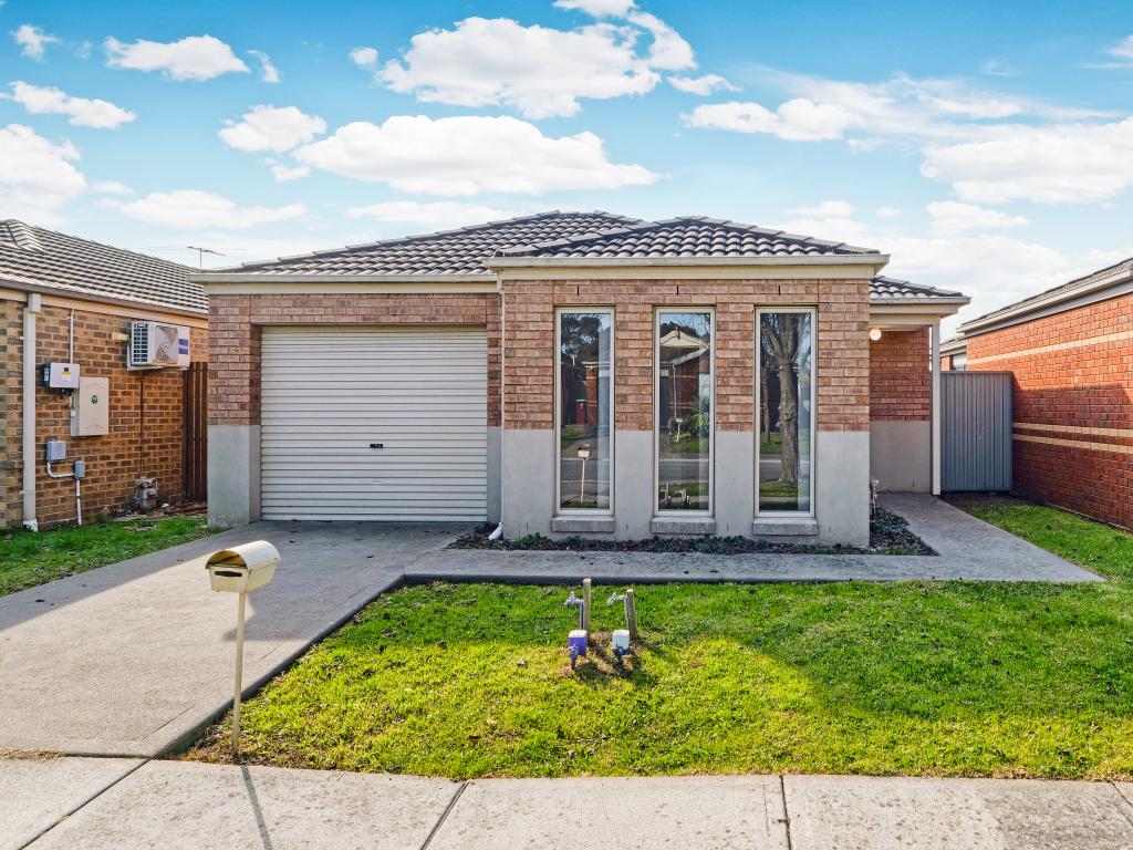 26 Mossman Dr, Cranbourne East, VIC 3977