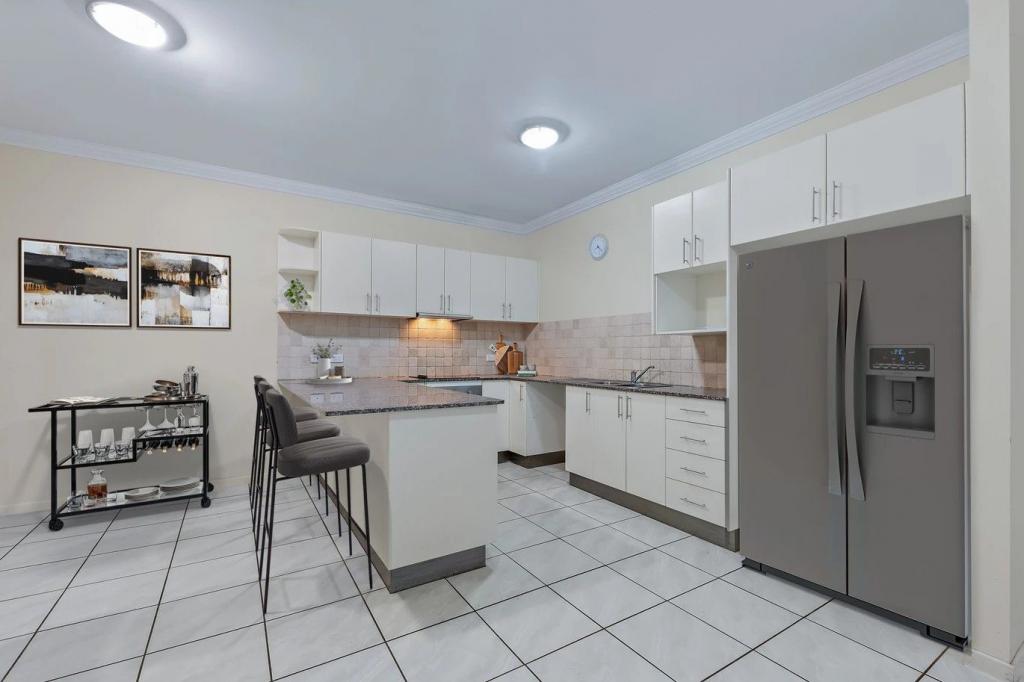 79/21 SHUTE HARBOUR RD, CANNONVALE, QLD 4802