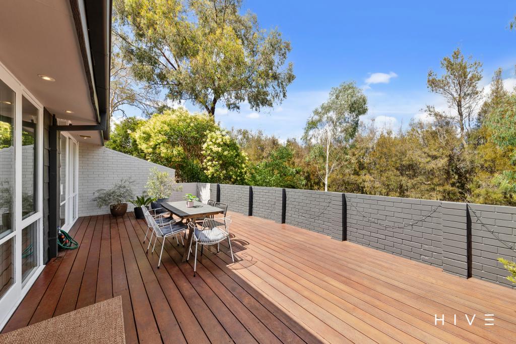 9 JEWELL CL, PHILLIP, ACT 2606