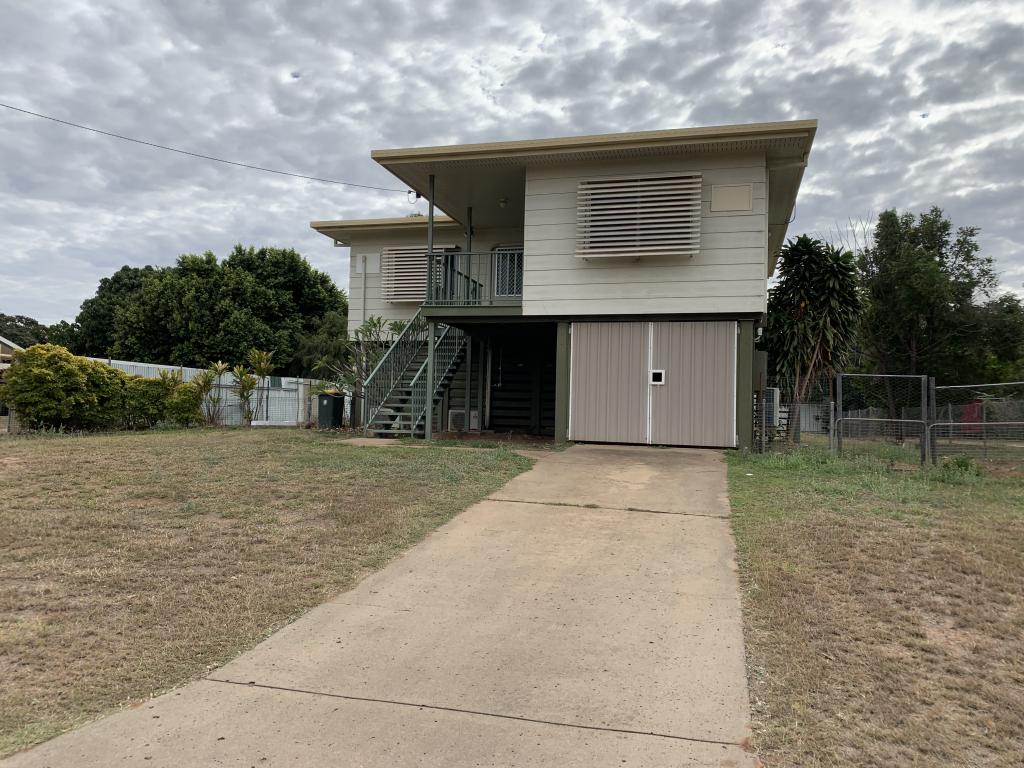 25 Cuthbert St, Moranbah, QLD 4744