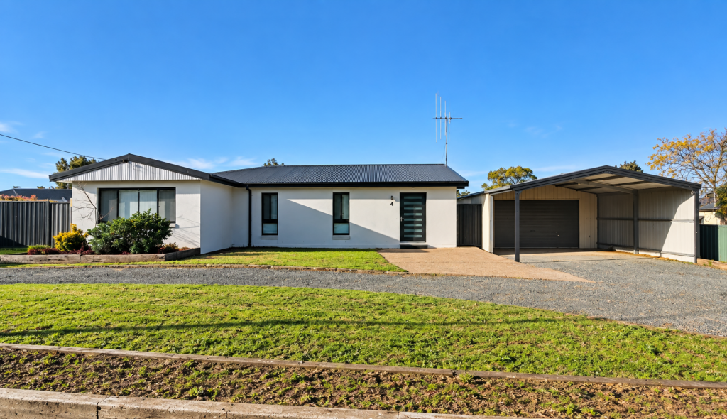 4 Best St, Parkes, NSW 2870