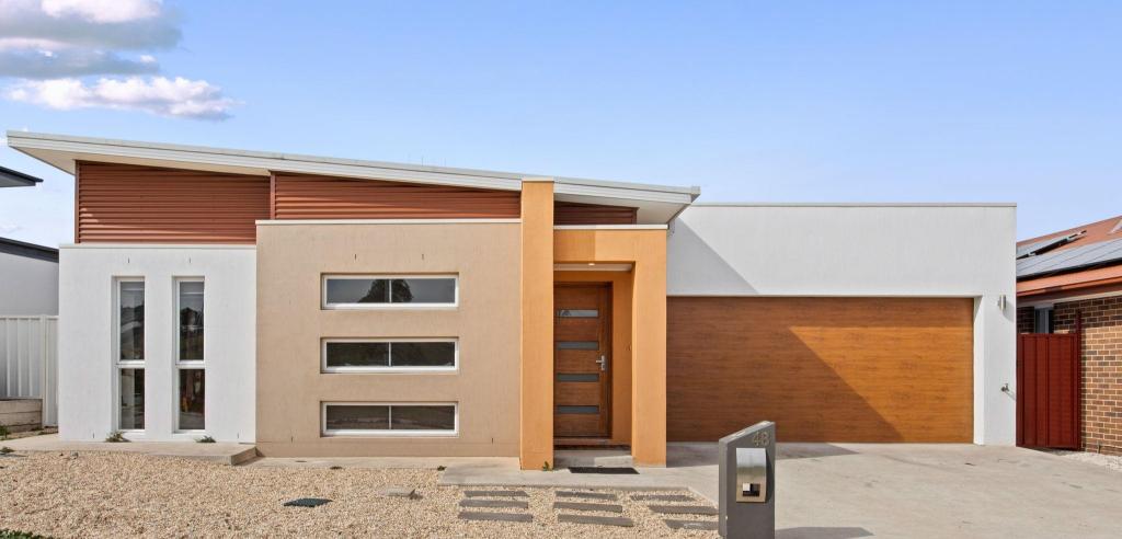 48 Bellhouse Cres, Moncrieff, ACT 2914