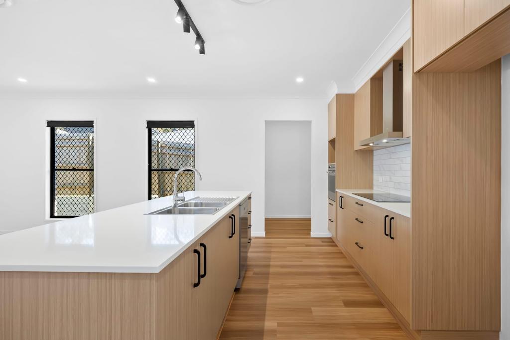 37a Brendan Way, Victoria Point, QLD 4165