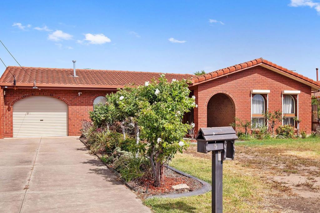 5 Elaine Ave, Seaton, SA 5023